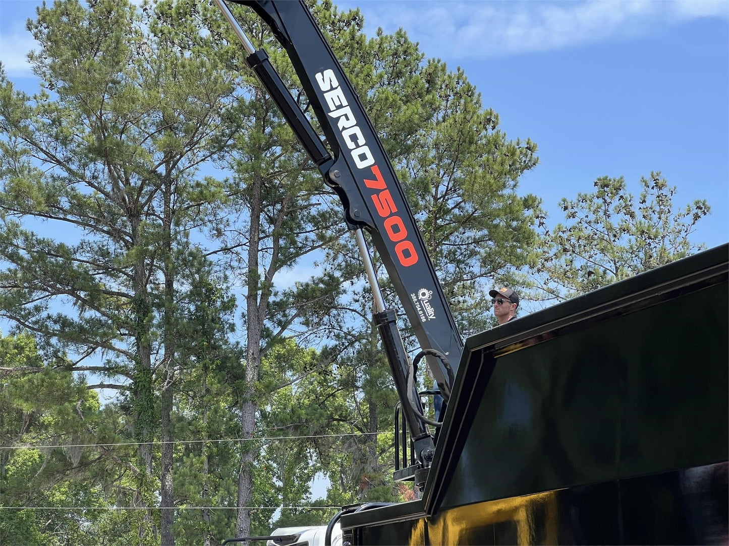 2023 SERCO Truck Log Loader | Model 7500 | Boom Reach 25' Ft | Hydraulic Flow Rate 30 GPM | For Heavy-Duty Material Handling
