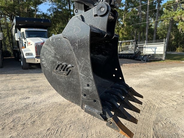 Yanmar Mini Excavator | 2024 Model VIO35-6A | 24" Bucket | 11 ft Dig Depth | 24.4 HP | For Compact Excavation
