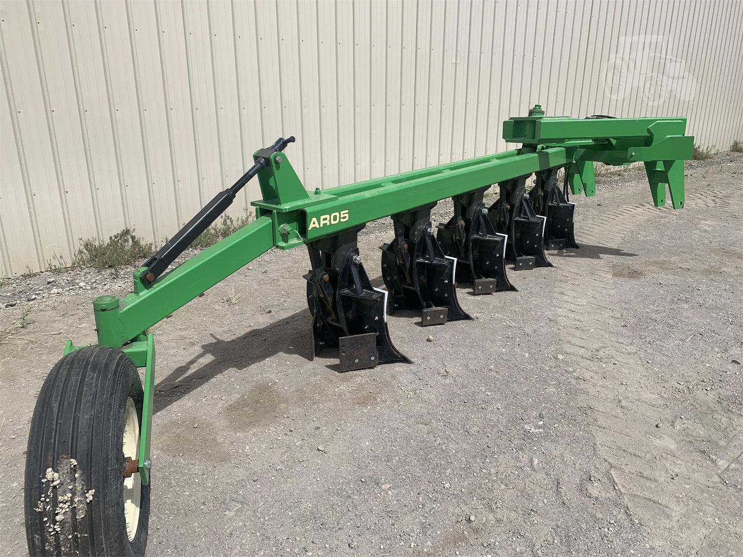 2024 Industrias America Disc Switch Plow | Model AR05 | Working Width 8' | Horsepower 60 To 80 HP | For Tractors