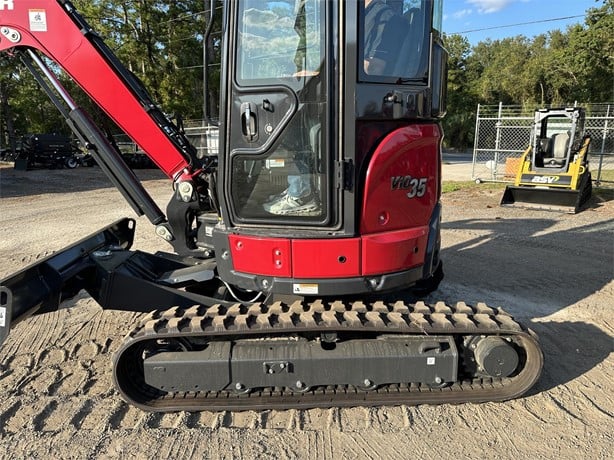 Yanmar Mini Excavator | 2024 Model VIO35-6A | 24" Bucket | 11 ft Dig Depth | 24.4 HP | For Compact Excavation