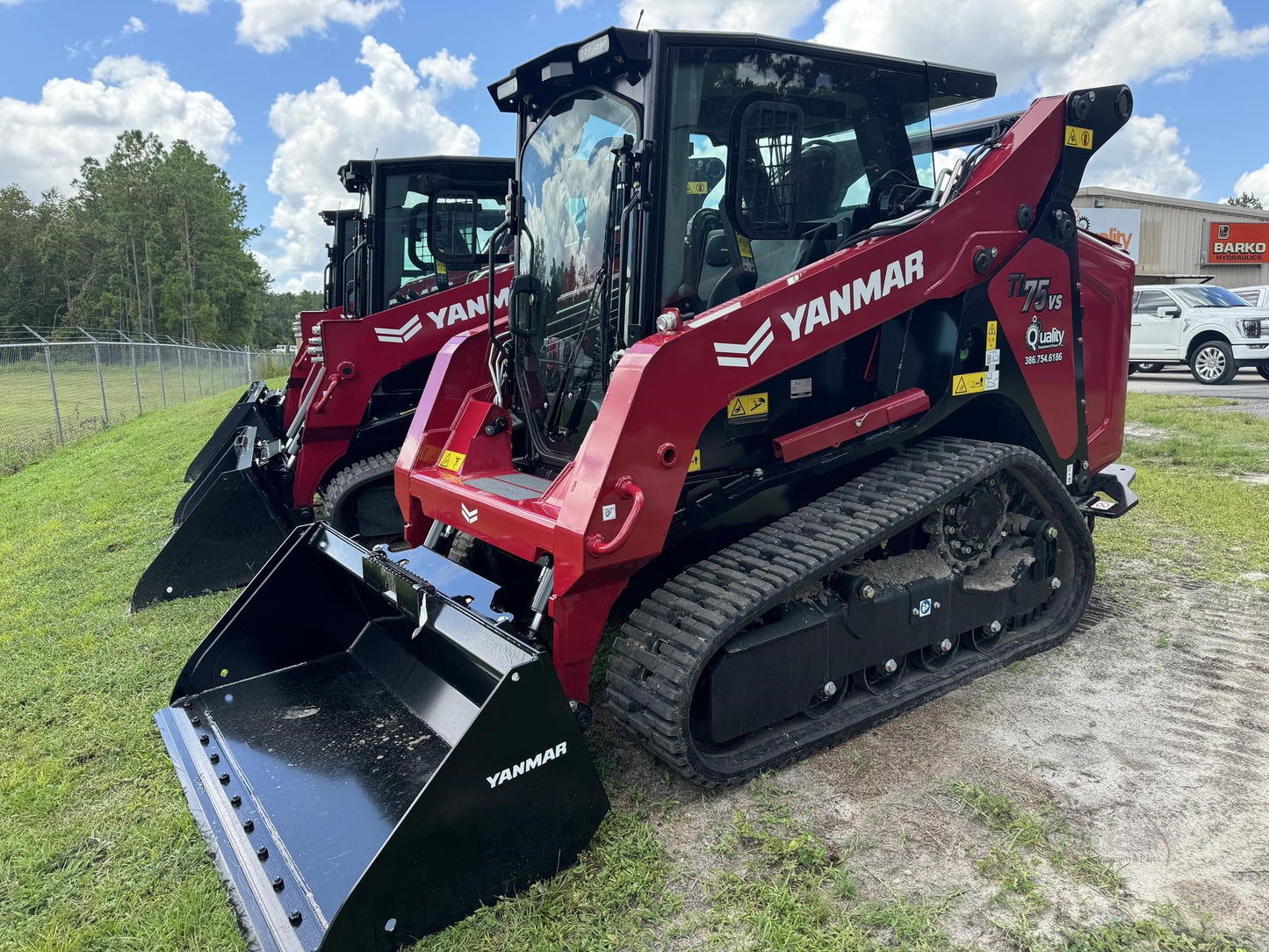 Yanmar Compact Track Loader | Model TL75VS | Hydraulic Flow 21.4-26.7 GPM
