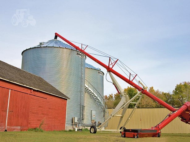 Farm King Back-saver Grain Auger | Model 1080 | Size 10" x 80' | Weight 3,622 Lbs | PTO Horsepower 65 HP | For Tractors