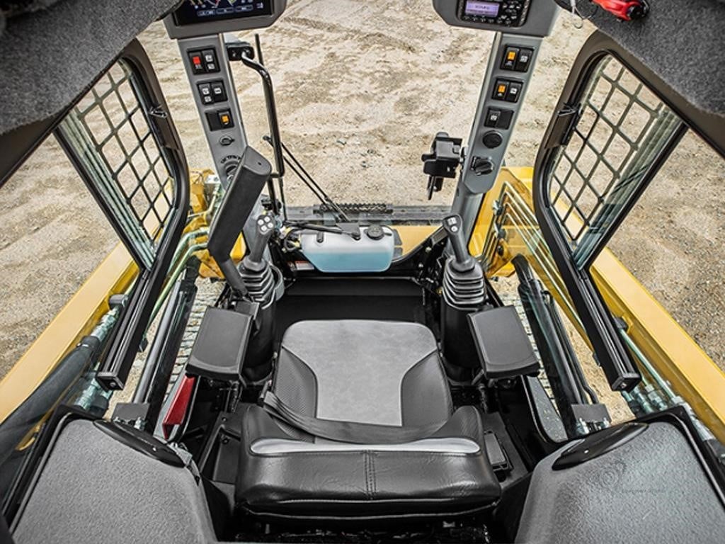 ASV Posi-Track Compact Track Loader | Model VT70HO MAX | Width 66" | Hydraulic Flow Rate 27.9 GPM