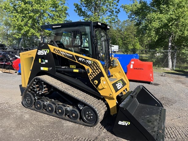 ASV Skid Steer | 2025 Model POSI-TRACK RT75 MAX | 72" Dirt Bucket | 22.6 GPM | 74 HP