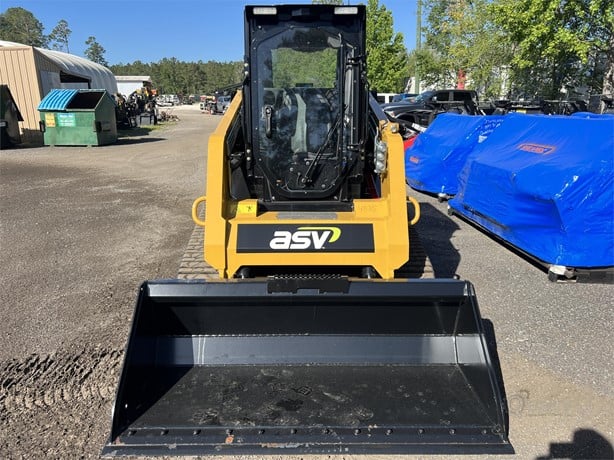 ASV Skid Steer | 2025 Model POSI-TRACK RT75 MAX | 72" Dirt Bucket | 22.6 GPM | 74 HP