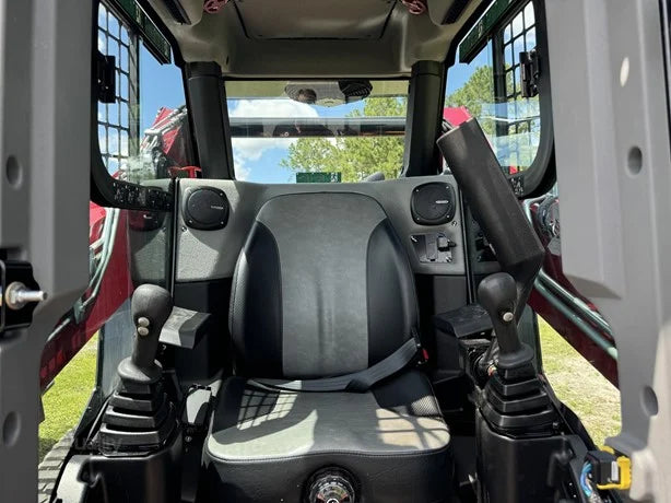 Yanmar Skid Steer | 2024 Model TL75VS | 67" Bucket | 26.7 GPM | 74 HP | For Compact Equipment Applications