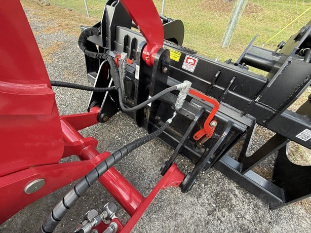 Yanmar Wheel Loader | 2025 Model V8 | 1 cu yd Bucket | 17 GPM | 62 HP | For Compact Applications