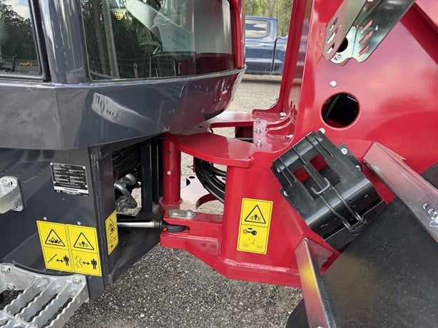 Yanmar Wheel Loader | 2025 Model V8 | 1 cu yd Bucket | 17 GPM | 62 HP | For Compact Applications
