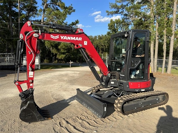 Yanmar Mini Excavator | 2024 Model VIO35-6A | 24" Bucket | 11 ft Dig Depth | 24.4 HP | For Compact Excavation