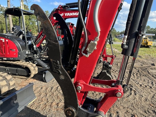 Yanmar Crawler Excavator | 2024 Model SV100-7 | Dig Depth 14 ft | 72 HP | 30.9 gal Fuel Capacity | For Compact Excavation Applications