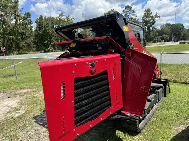 Yanmar Skid Steer | 2024 Model TL75VS | 67" Bucket | 26.7 GPM | 74 HP | For Compact Equipment Applications