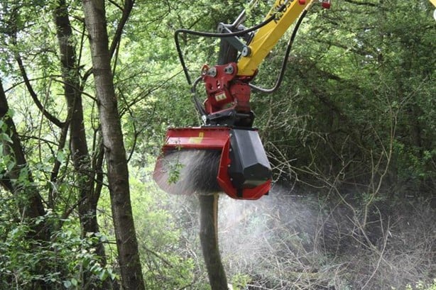 Prinoth Mulcher | 2022 Model M450E-900 | 35" Cutting Width | 16–29 GPM | 992 lbs | For Mini Excavators