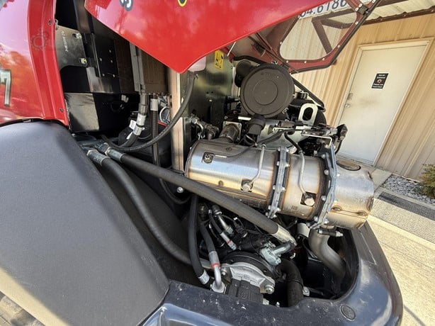 Yanmar Wheel Loader | 2025 Model V7 | 0.92 cu yd Bucket | 16.6 GPM | 47 HP | For Compact Applications