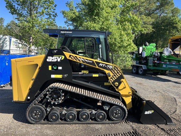 ASV Track Skid Steer With 72" Dirt Bucket | 2025 Model POSI-TRACK RT75 MAX | 74 HP | 22.6 GPM