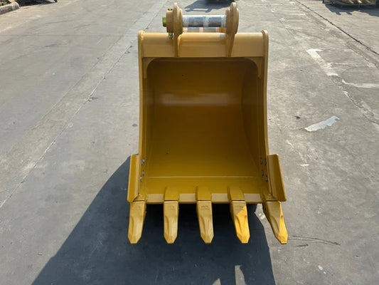 Bedrock Attachments Heavy-Duty Bucket | Width 36" | Capacity 0.53 CU M | Machine Size 10-14 Tons | For Excavators John Deere 110-135 / Hitachi 110-130