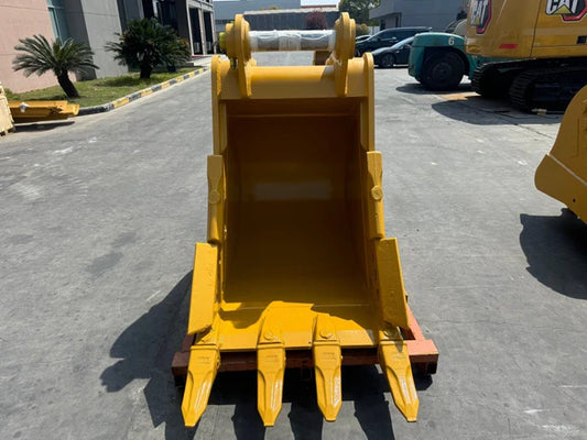 Bedrock Attachments Heavy-Duty Bucket | Model EBJD230-9036HD | Width 36" | Capacity 0.91 CU M | Machine Size 20-30 Tons | For Excavators John Deere 230-300 / Hitachi 230-290