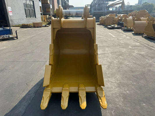 Bedrock Attachments Heavy-Duty Bucket | Width 42-Inch | Capacity 1.71 CU M | Machine Size 30-40 Tons | For Excavators John Deere 330/Hitachi 330-380