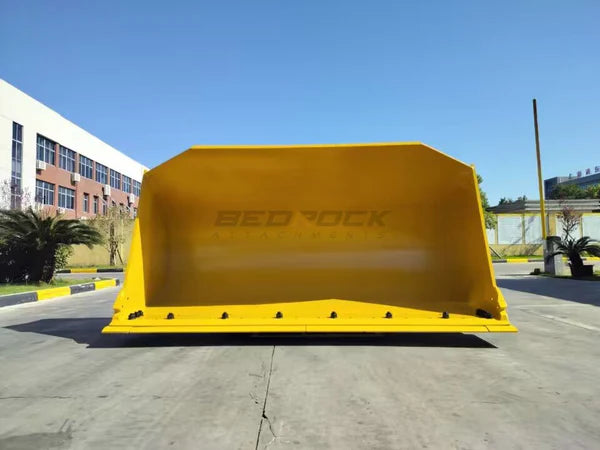 Bedrock Attachments Bucket | Width 124" | Model WLB966PO-124-4.0 | Capacity 4.0 m³ | For CAT 966 & 972 Wheel Loaders