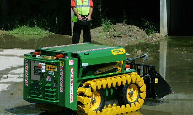 Kanga Remote Series TR-825 Diesel Powered Remote Compact Loader | Overall Width 41.2" | Kubota D902 Diesel Engine