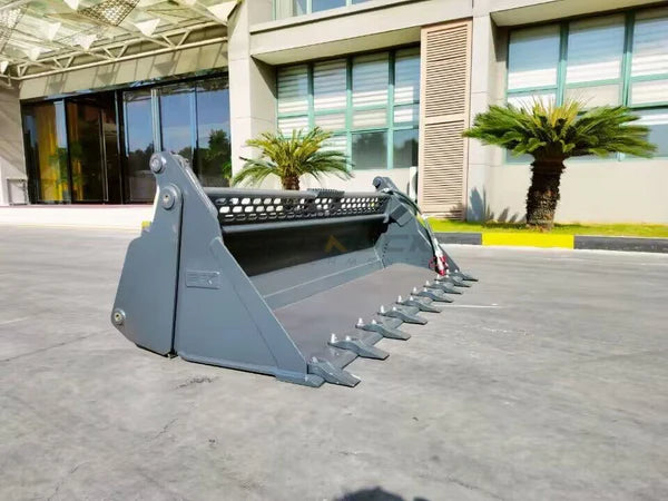 Bedrock Attachments Multipurpose Bucket with Teeth | Width 84" | 9 Teeth | Hydraulic Flow Range: 15-25 GPM | For Skid Steer