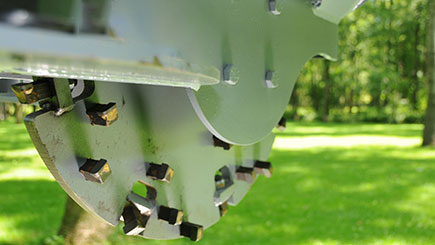 Baumalight | Stump Grinder | S22 | 24" Rotor | 12V Swing Actuator | 12–25 GPM | For Skidsteer