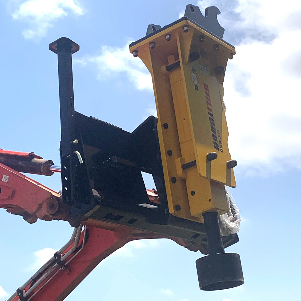 Utilitough Combo Dual Mount Hydraulic Post Driver | Model UTPD225 - UTPD1800 | Weight Range 0.8-12.5 Ton | Oil Flow Range 5-30 GPM | For Skid Steer