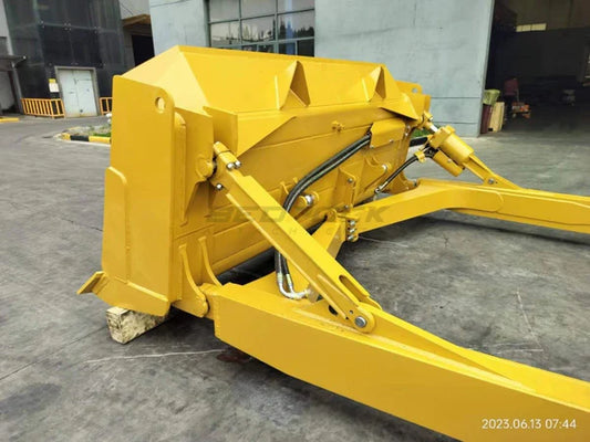 Bedrock Attachments Push Arm GP & Cylinder & Installation AR | Model BBD6TSU-2 | Fits CAT D6T SU Blade | Weight: 1295kg | For Bulldozer