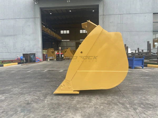 Bedrock Attachments Quick Coupler Bucket | Width 115" | Model WLB950FC-115-3.6 | Capacity 3.6 m³ | For Wheel Loaders