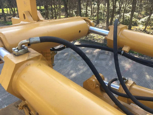 Bedrock Attachments Right Tilt Cylinder | Model 1650102B | Weight 153kg | For Bulldozer