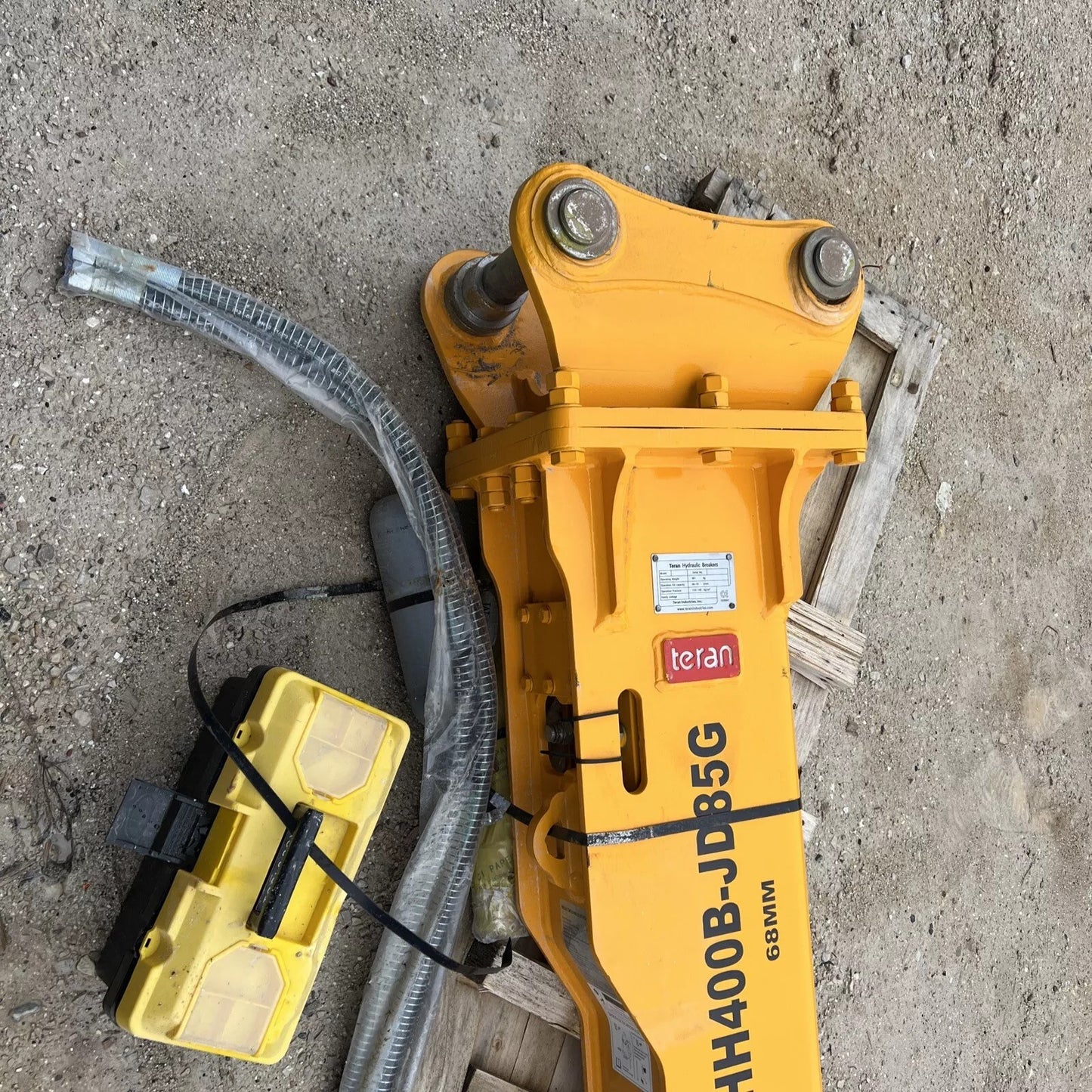 TERAN THH400B HYDRAULIC BREAKER – JD 85G, EXCAVATOR ATTACH