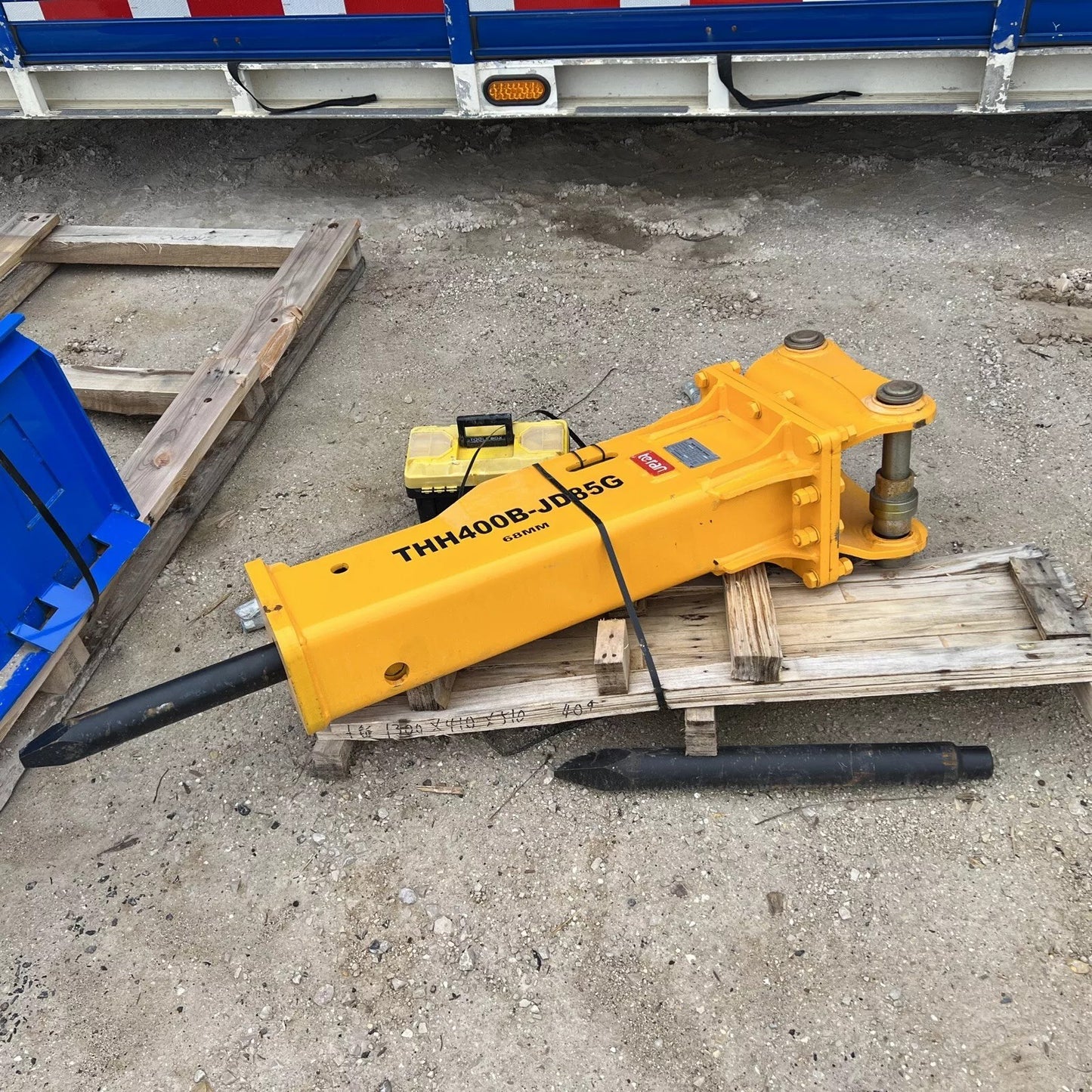 TERAN THH400B HYDRAULIC BREAKER – JD 85G, EXCAVATOR ATTACH