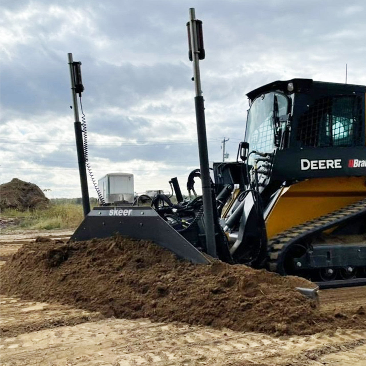 Skeer Machine Control Ready Grader Attachment | Sizes 7′ Ft & 8' 4" Ft | Minimum Horsepower 60-65 HP | For Skid Steers
