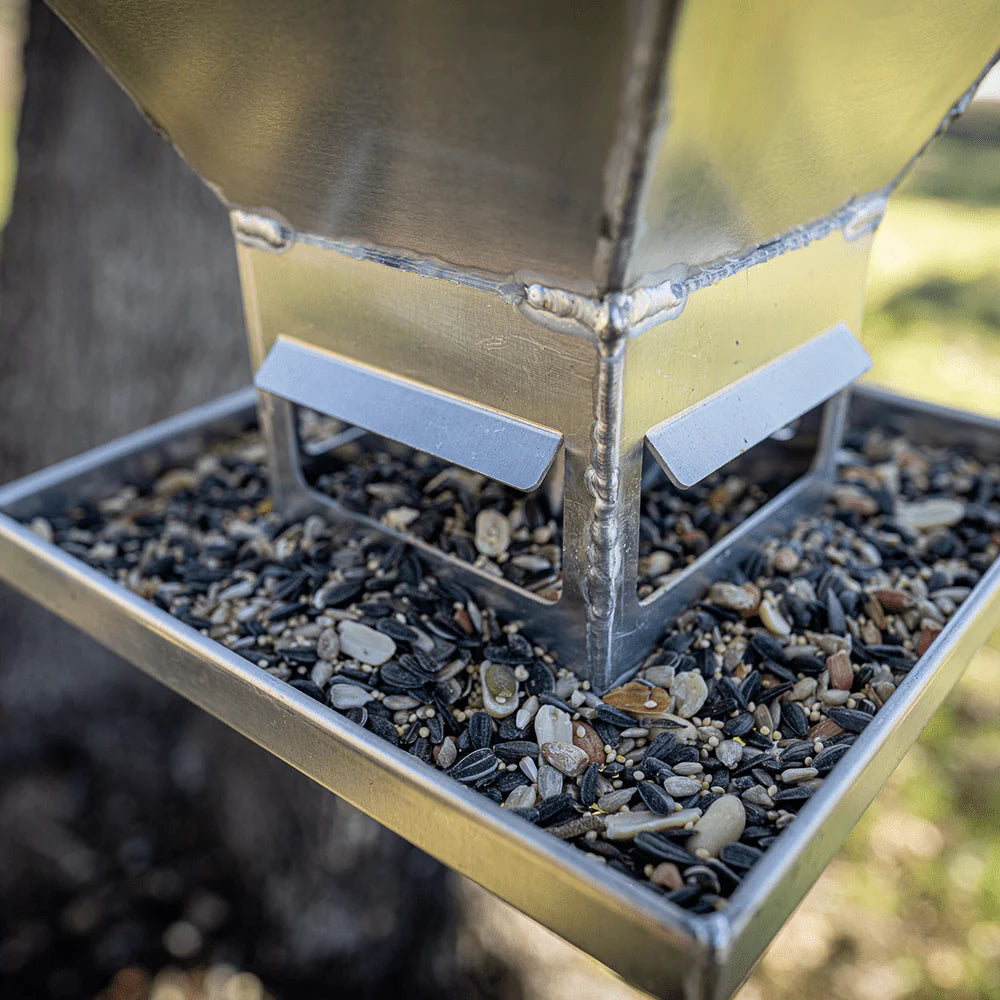 ASF American-Made Aluminum Bird Feeder | Capacity 20lb | Weight 10lbs