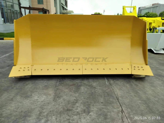 Bedrock Attachments Heavy-Duty SU Blade | Model BBD6TSU-1 | Width: 139.8in | Weight: 2,670kg (5,886lbs) | For Bulldozer