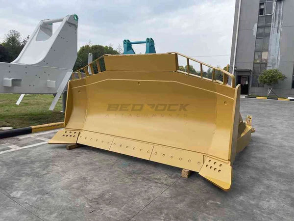 Bedrock Attachments Heavy-Duty SU Blade | Model BBD7ESU-1 | Width: 145.7" | Weight: 4100 kg | For Bulldozer