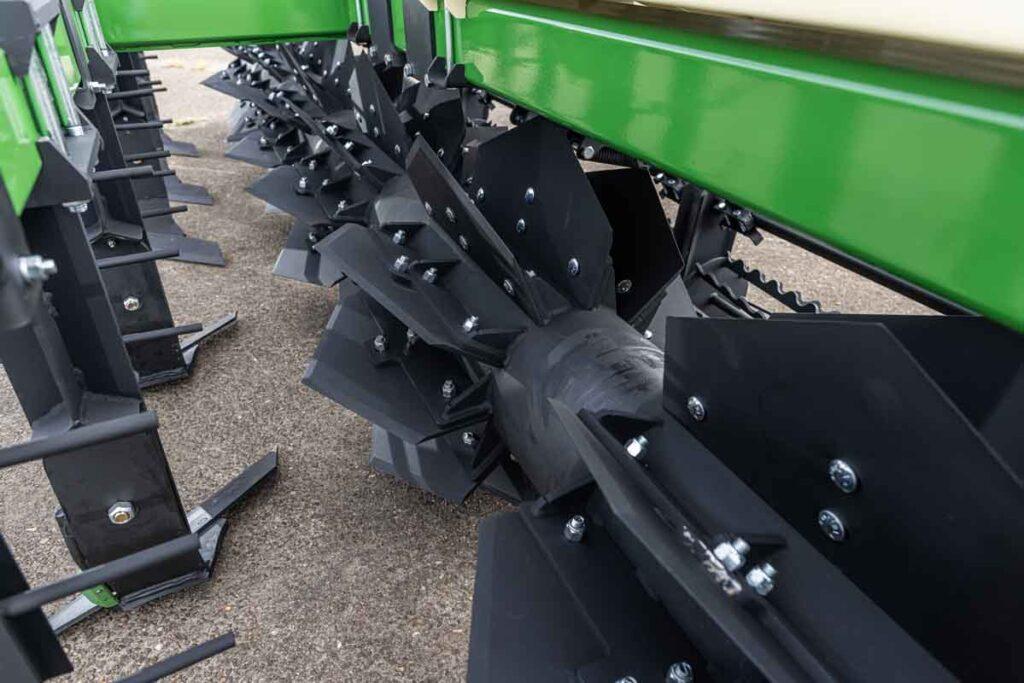 Harrell Ag | Terminator Crop Chopper | 8-10 Inch Residue Cutting | HorsePower 100-250 HP | For Tractors