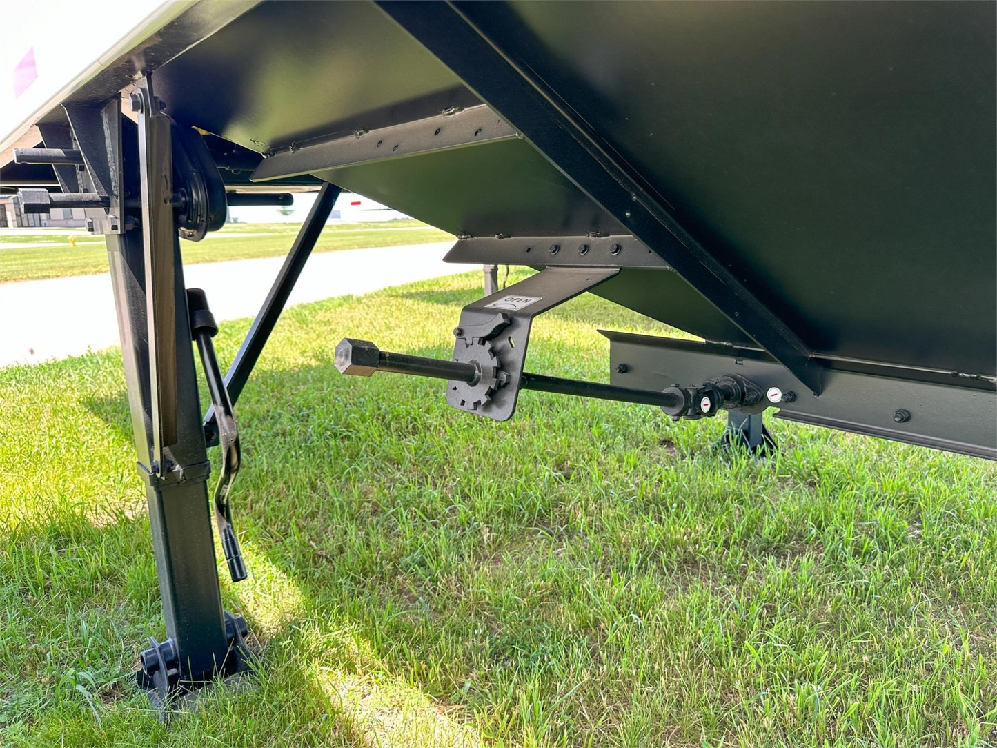 Demco | Steel Hopper Bottom Trailers | Length 40' ft | Weight 11,000 Lbs | King Pin Setting 18" | Horsepower 260+ HP | For Tractors