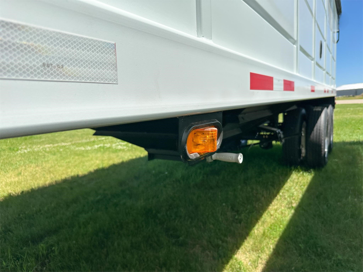 Demco | Steel Hopper Bottom Trailers | Length 40' ft | Weight 11,000 Lbs | King Pin Setting 18" | Horsepower 260+ HP | For Tractors