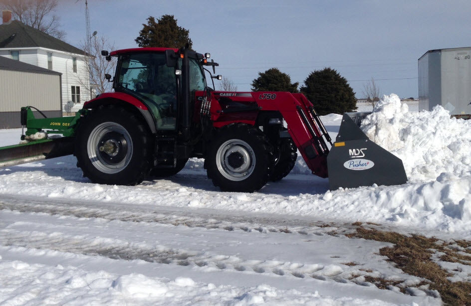 Top Dog Attachments TD-RKS Snow Pusher | Width 60"-72" | Horsepower 30-70 HP | For Tractors