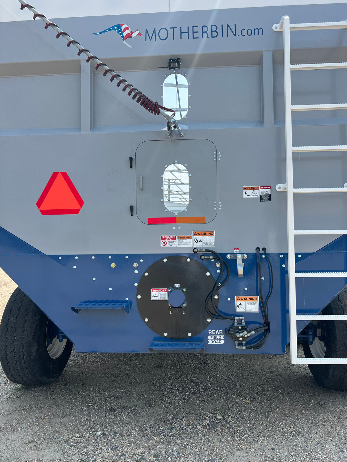 Walkbout Mother Bins 4000+ Eastern Grey and 6000+ Big Red | For Tractor