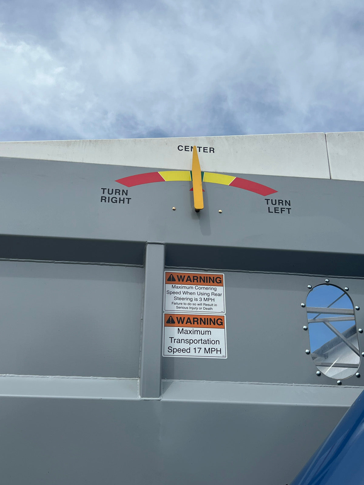 Walkbout Mother Bins 4000+ Eastern Grey and 6000+ Big Red | For Tractor