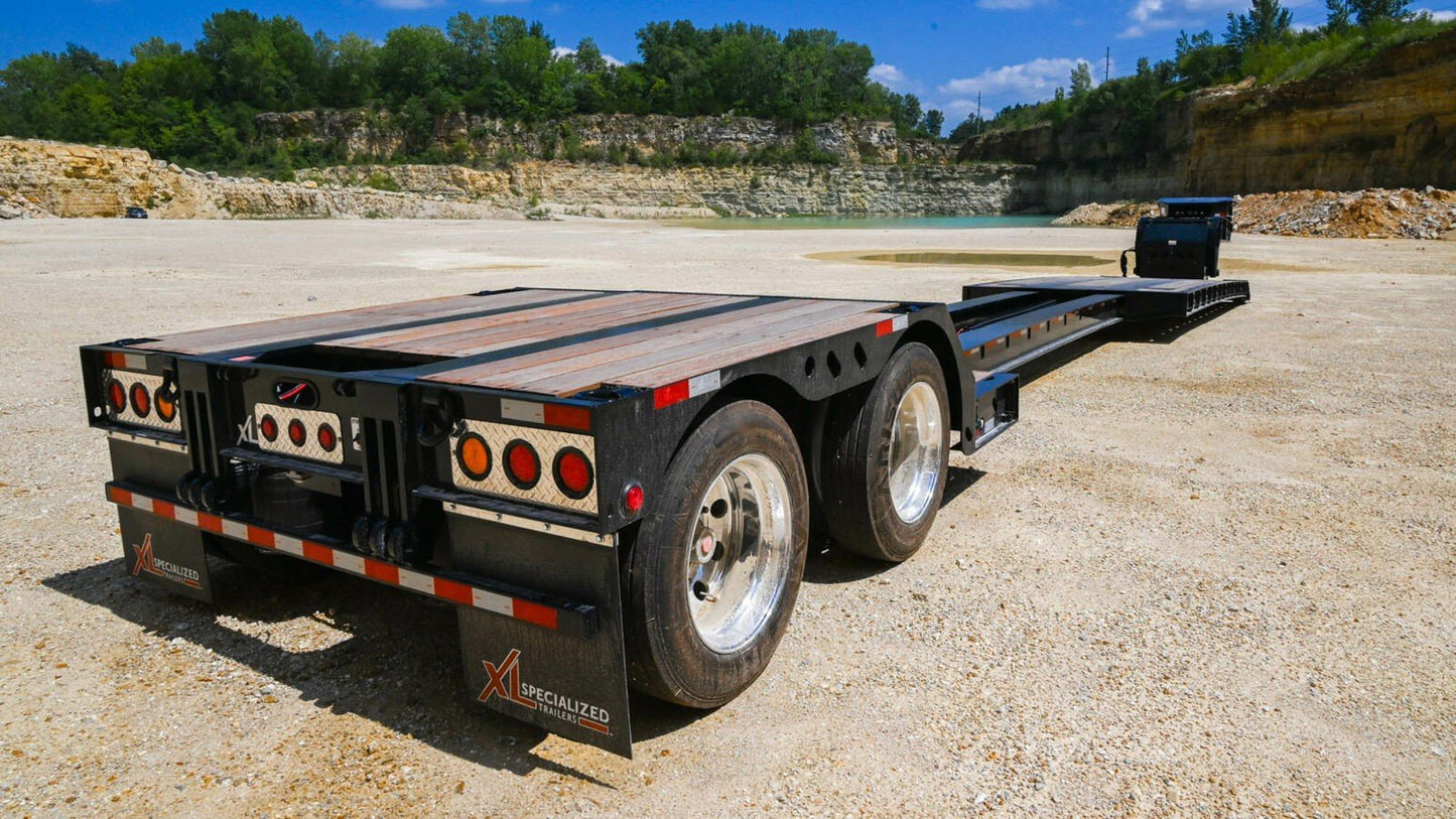 XL Specialized | 90HDE Extendable Lowboy | Hydraulic Detachable | 48' Length | 90,000 lbs Capacity | 102" Width | For Heavy Haul & Equipment Transport