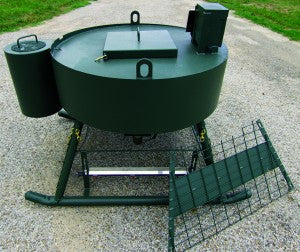 Outback Wildlife Regulator Quail Central Feeder & Water Station Feeders | 600# & 1000# Capacity | Lid Opening 16" Square