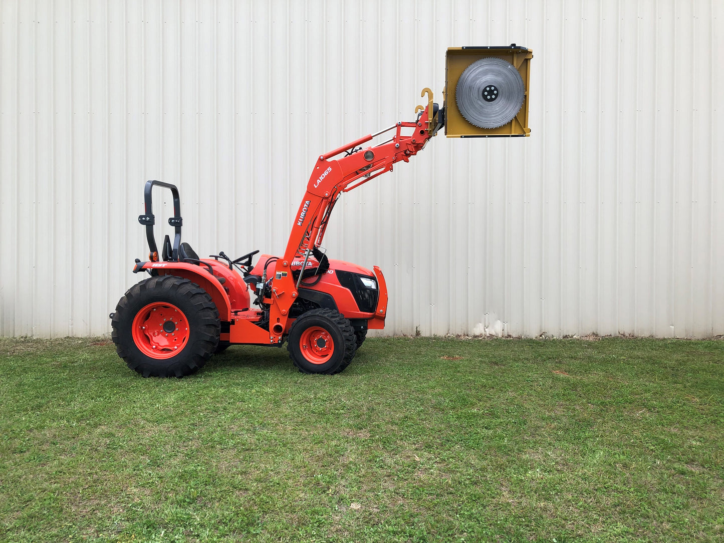 Brown Products Limb Tremor | Model MPT40‑15/210‑768 | 40" Cutting Width | Horsepower 65-85 HP | For Tractor ( Agricultural Tree Limb & Brush Cutting)