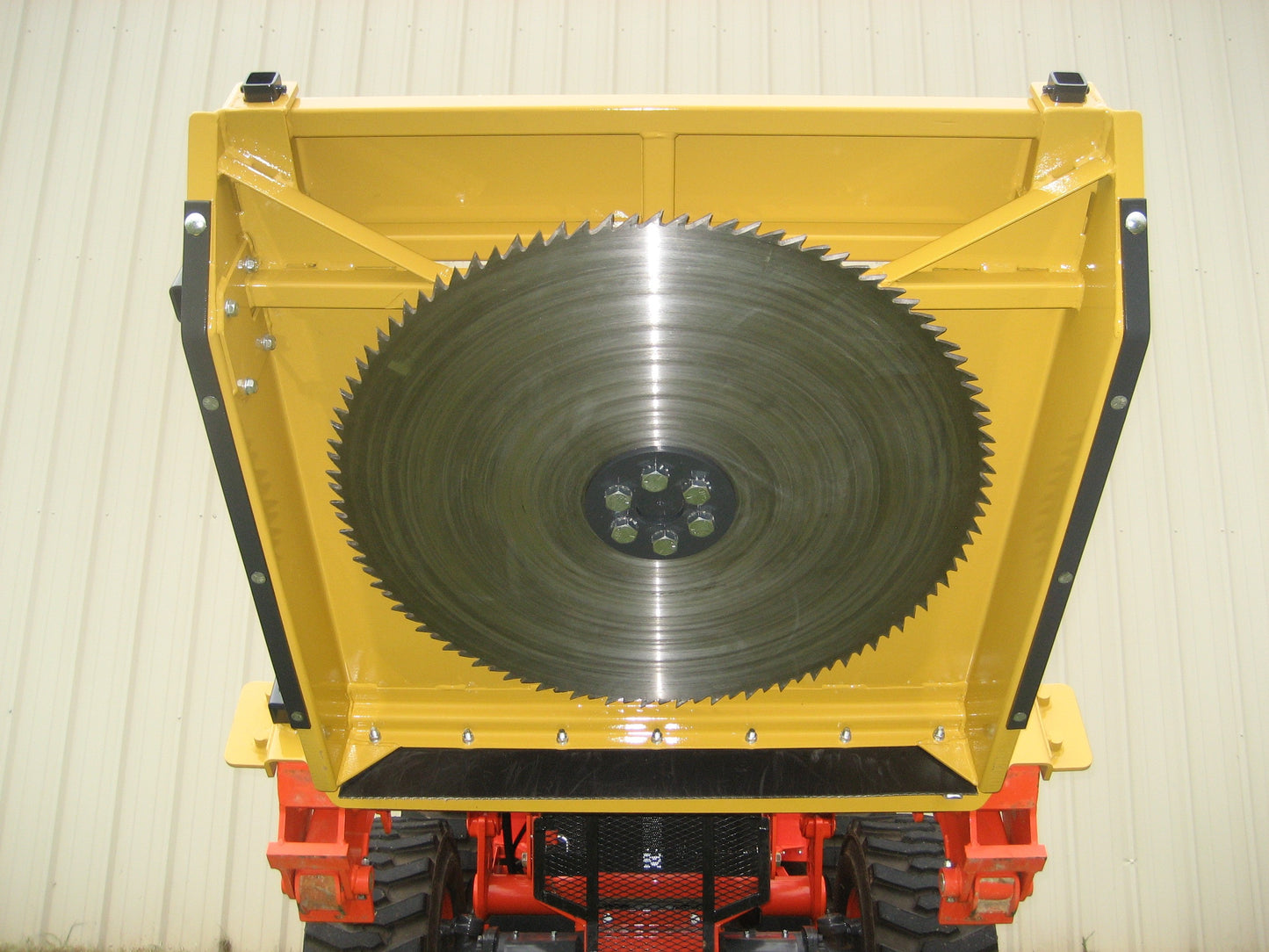 Brown Products Limb Tremor | Model MPT40‑15/210‑768 | 40" Cutting Width | Horsepower 65-85 HP | For Tractor ( Agricultural Tree Limb & Brush Cutting)