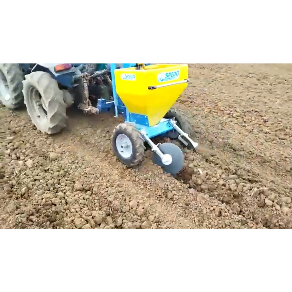 Farm-Maxx Tractor Planter