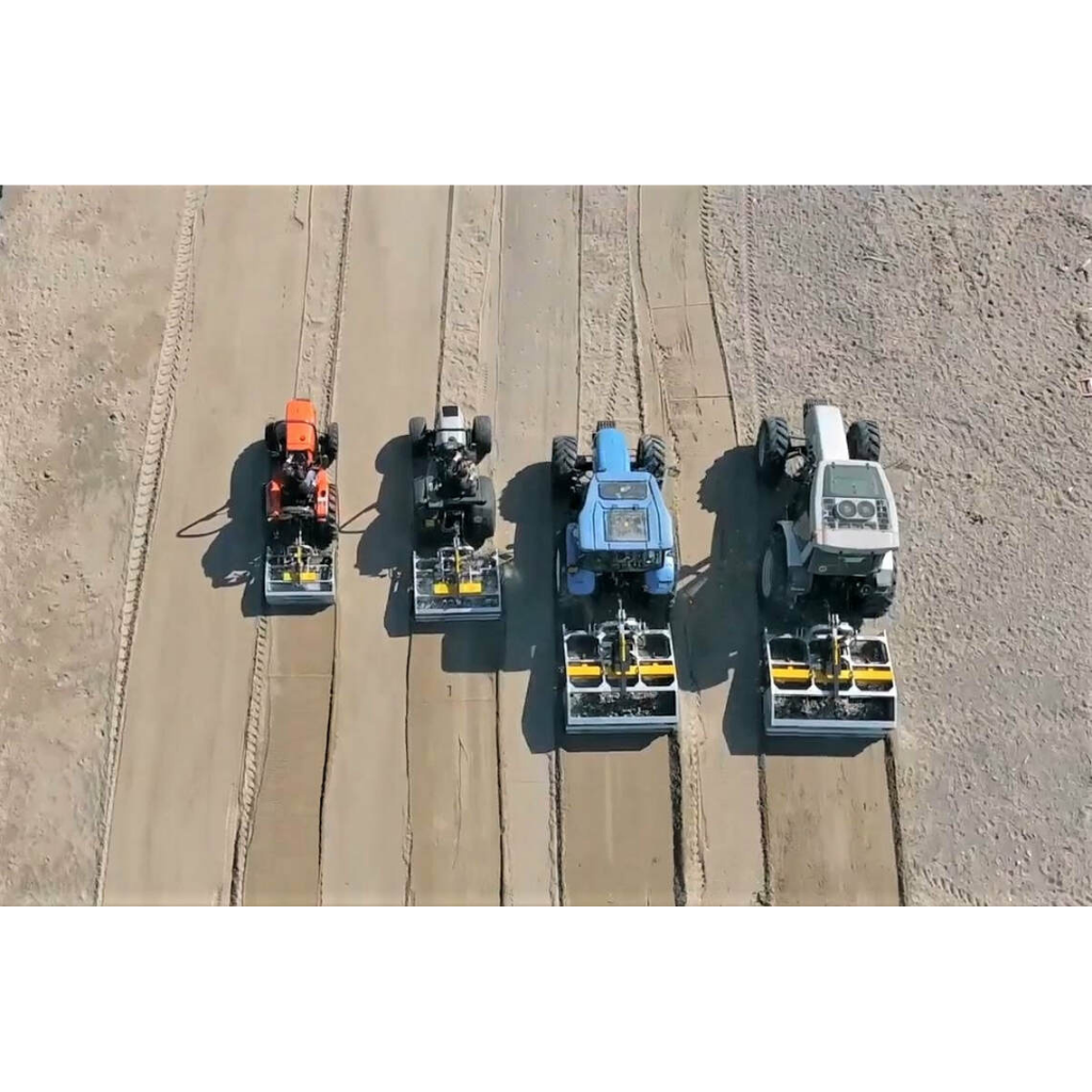 CleanSand Tractor Beach Cleaner