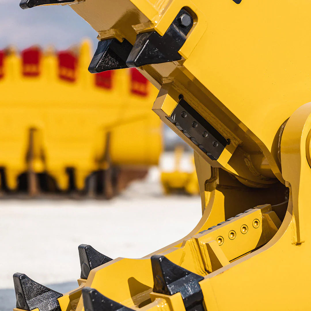 Excavator Concrete Pulverizes