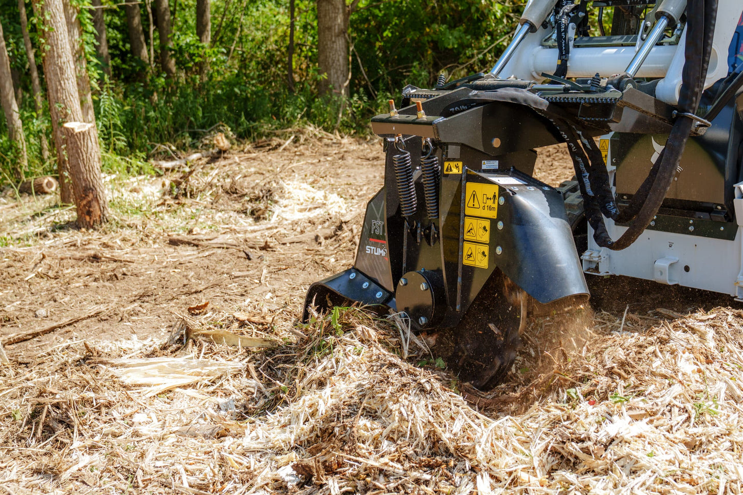 Fecon Stumper | Model FST220 | Cutting Diameter 22" | 8–15 GPM | 5–10 Ton | For Mini Skid Steer, Compact Loader & Mini Excavator