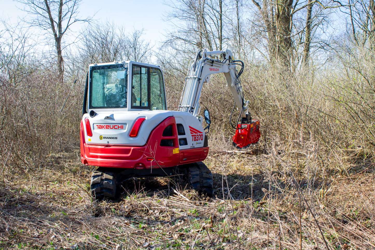 Mongo Attachments ProGrade Forestry Mulcher | Model MPG70R | Width 27" | 17 GPM | 3.5 Ton | For Excavators